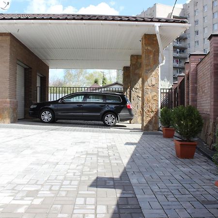 Hotel Barin House Sumy Exterior foto