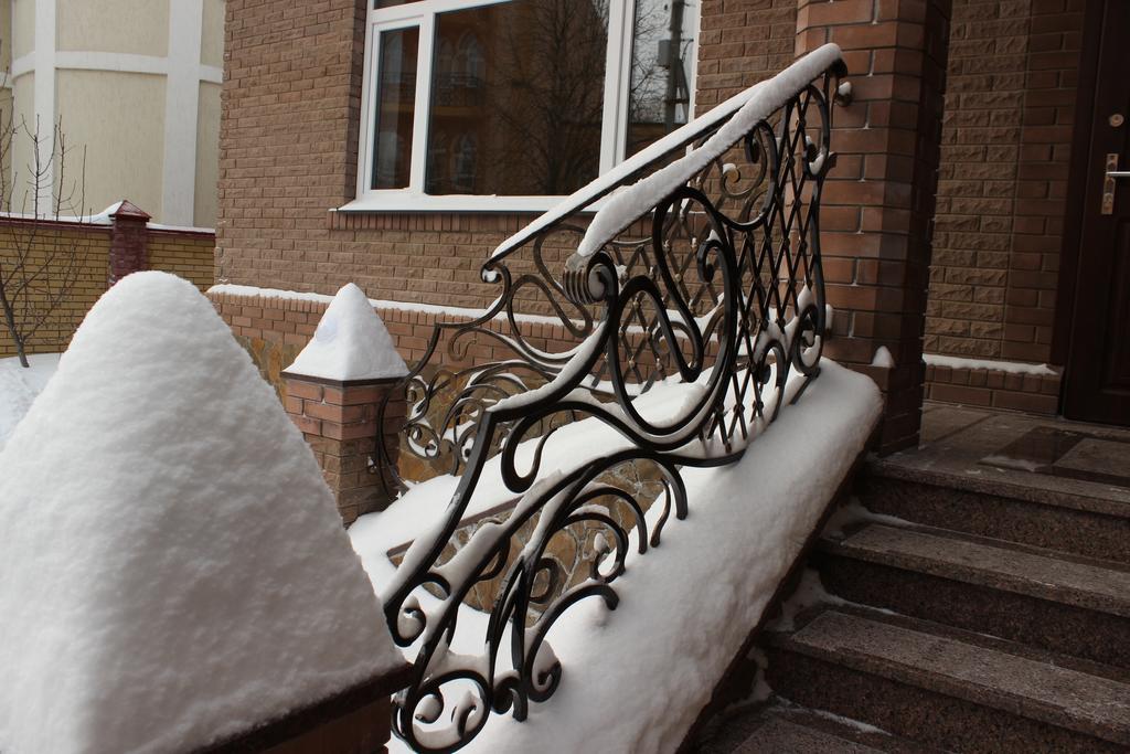 Hotel Barin House Sumy Exterior foto