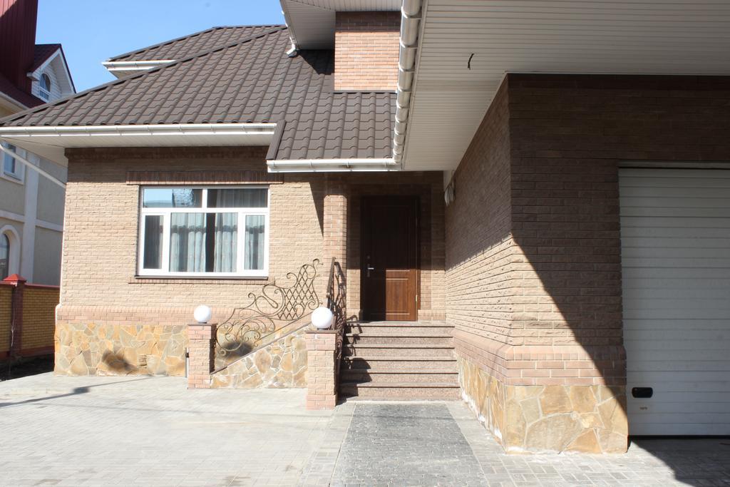Hotel Barin House Sumy Exterior foto