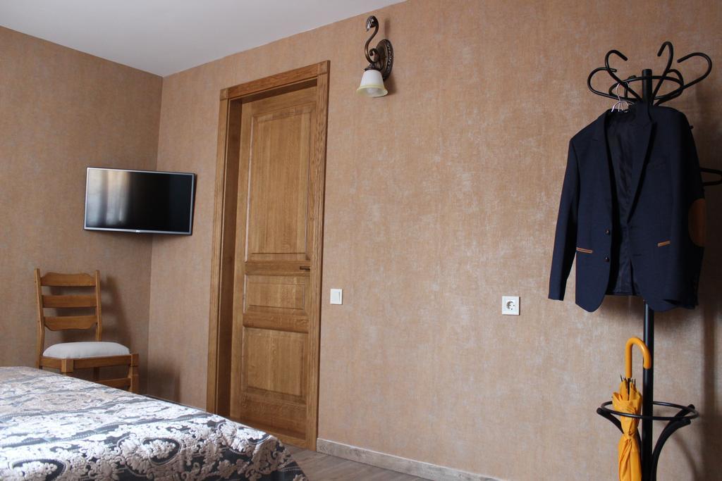 Hotel Barin House Sumy Exterior foto