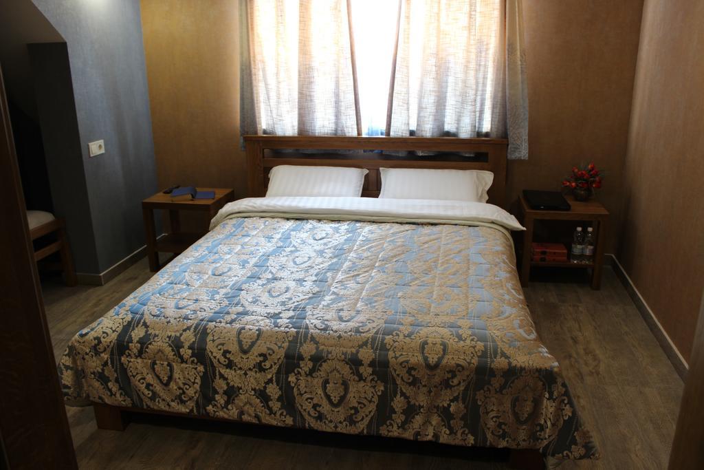 Hotel Barin House Sumy Exterior foto
