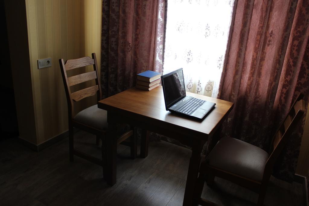 Hotel Barin House Sumy Exterior foto